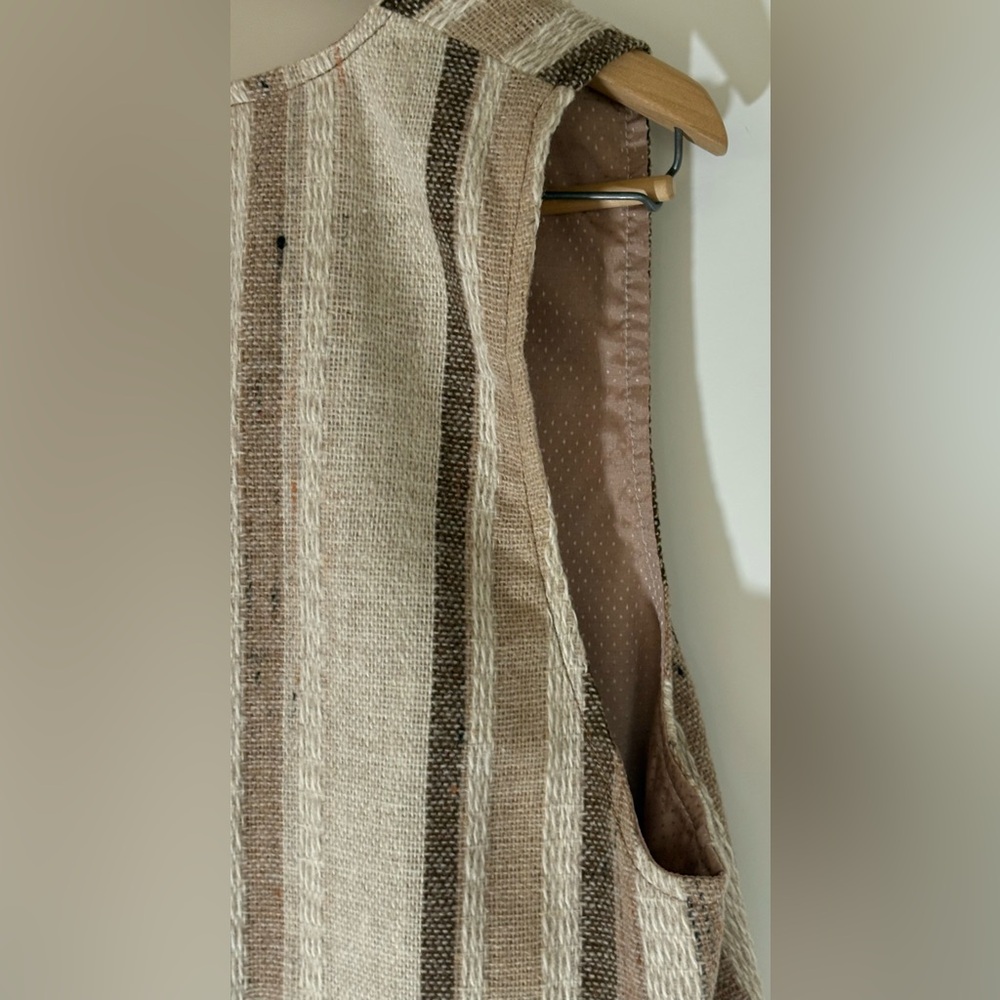 Button-Down Vest, Wool Mix - Picture 9 of 13
